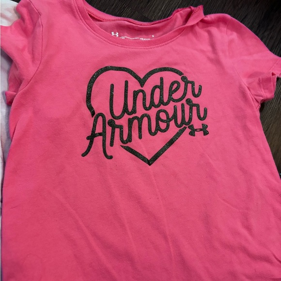 Bundle of kids size 5/5t shirts - Picture 4 of 7